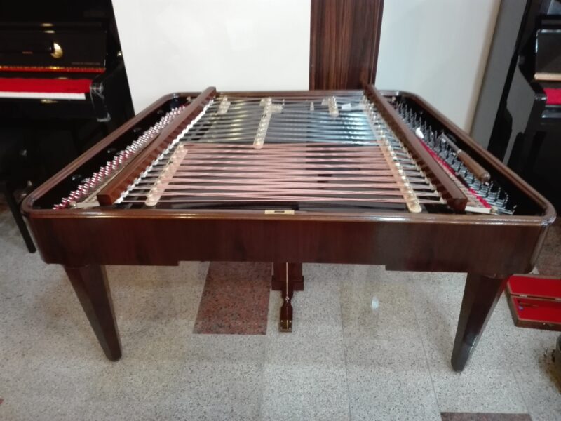 Cimbalom in middle walnut colour, with hand made politur